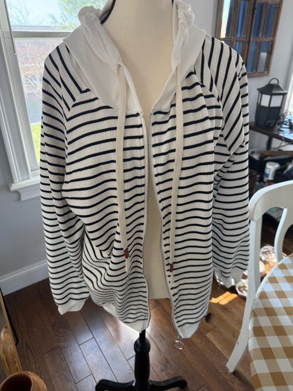 Striped Zip-Up Hoodie - White with Black Stripes Sweater Jacket 1XL
